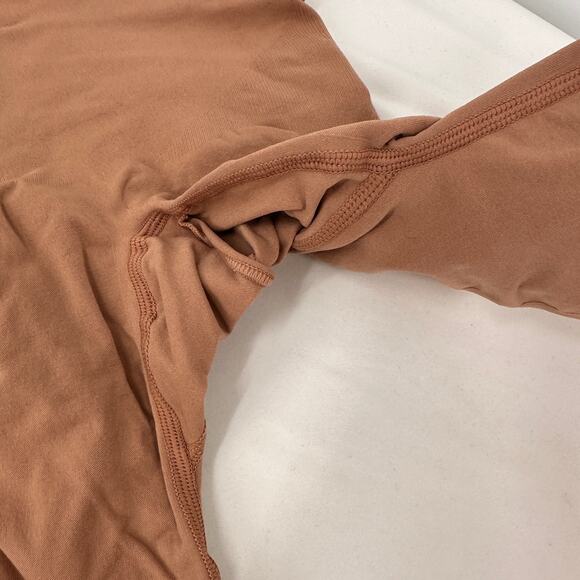 Skims Seamless Sculpt Sculpting Mid Thigh Short Size Small / Medium - Picture 4 of 4